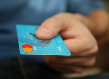 как погасить кредитку, если счет арестован - фото - 1